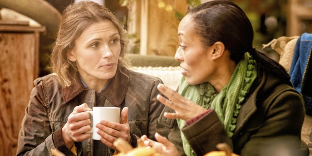 o-TWO-WOMEN-HAVING-SERIOUS-TALK-facebook